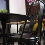 Comedor Redondo Negro 100cm + 4 Sillas Tolix Negro