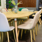 Set Comedor Extensible Wood (100 - 140 -180 cm) + Sillas Eames Velvet