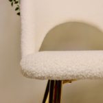 Set Comedor Rectangular de Cuarzo + 4 Sillas Eames Lana Bouclé Blanco