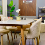 Set Comedor Rectangular de Cuarzo + 4 Sillas Lino Oak